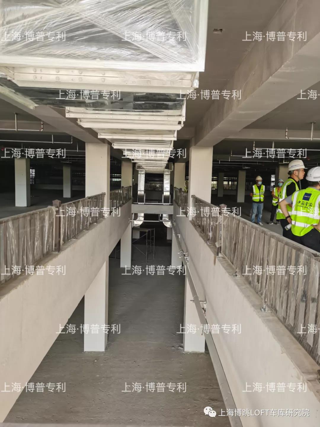 迪庆恭喜金茂集团第一个LOFT专利车库项目封顶！（限内部参观）